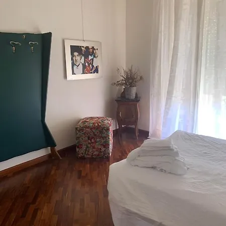 Altrove Bed and breakfast